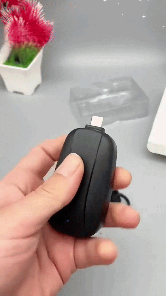 Mini Powerbank cu Încărcare Solară tip breloc
